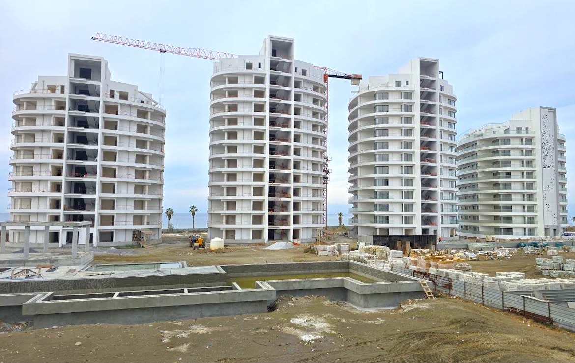 Квартира 1+1 на берегу моря в COASTAL HEAVEN в Газиверен 