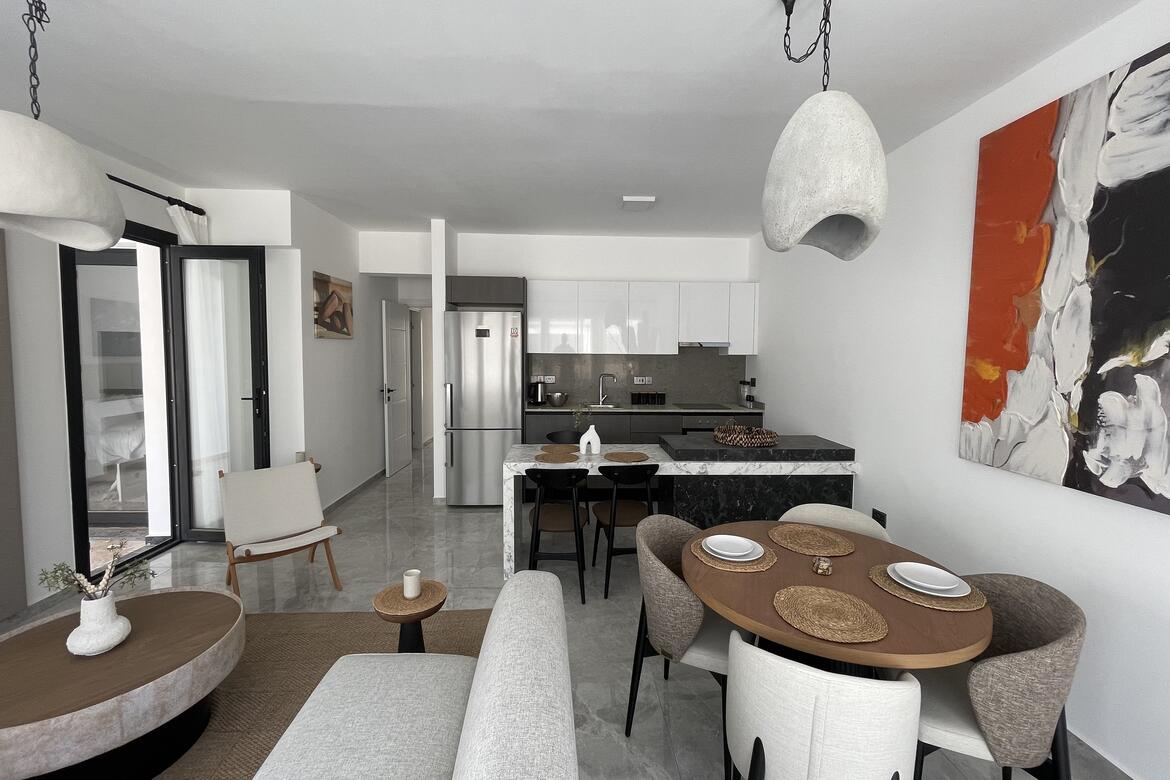 Апартаменты 3+1 рядом с прекрасными пляжами в Ени-Боазичи