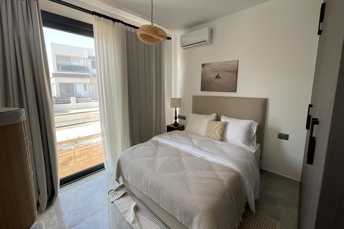 Апартаменты 3+1 рядом с прекрасными пляжами в Ени-Боазичи