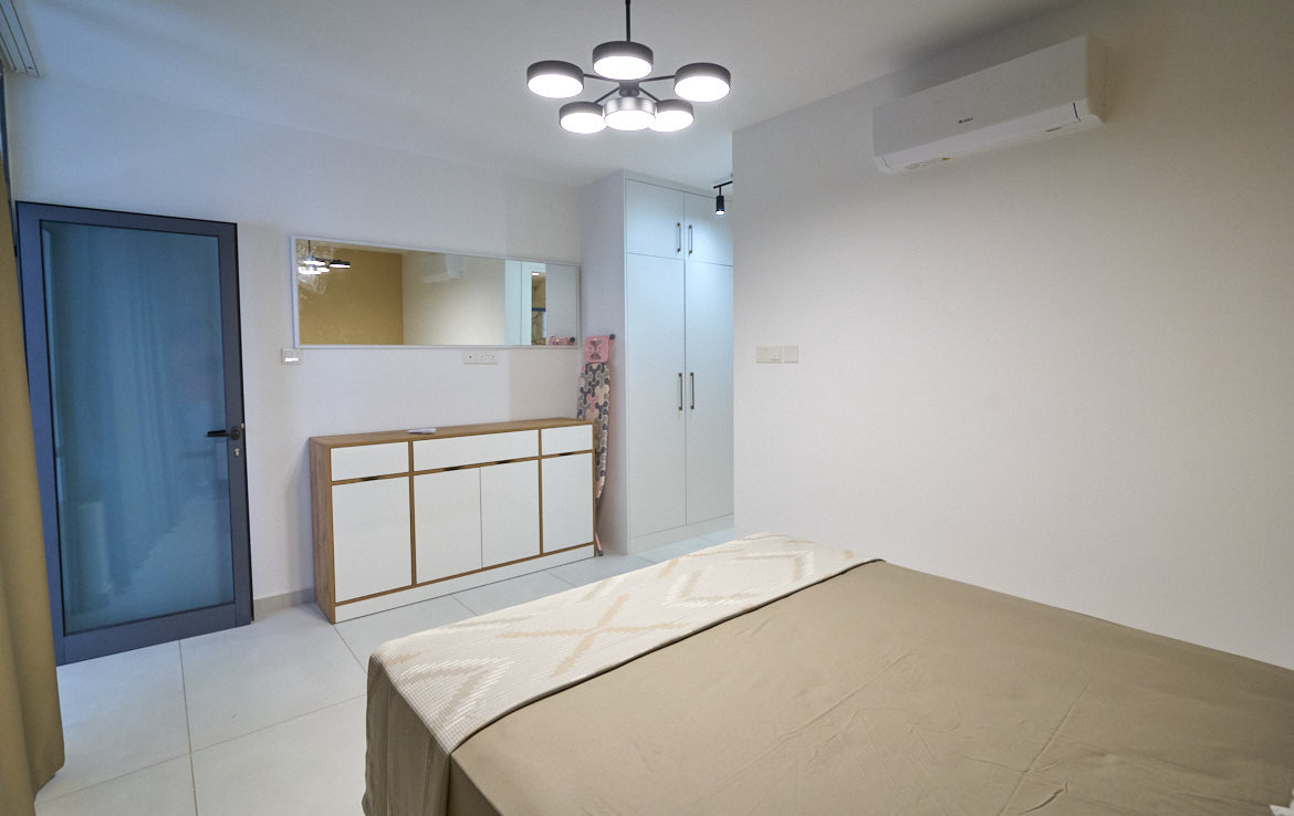 Застекленный лофт-пентхаус с мебелью в Эсентепе