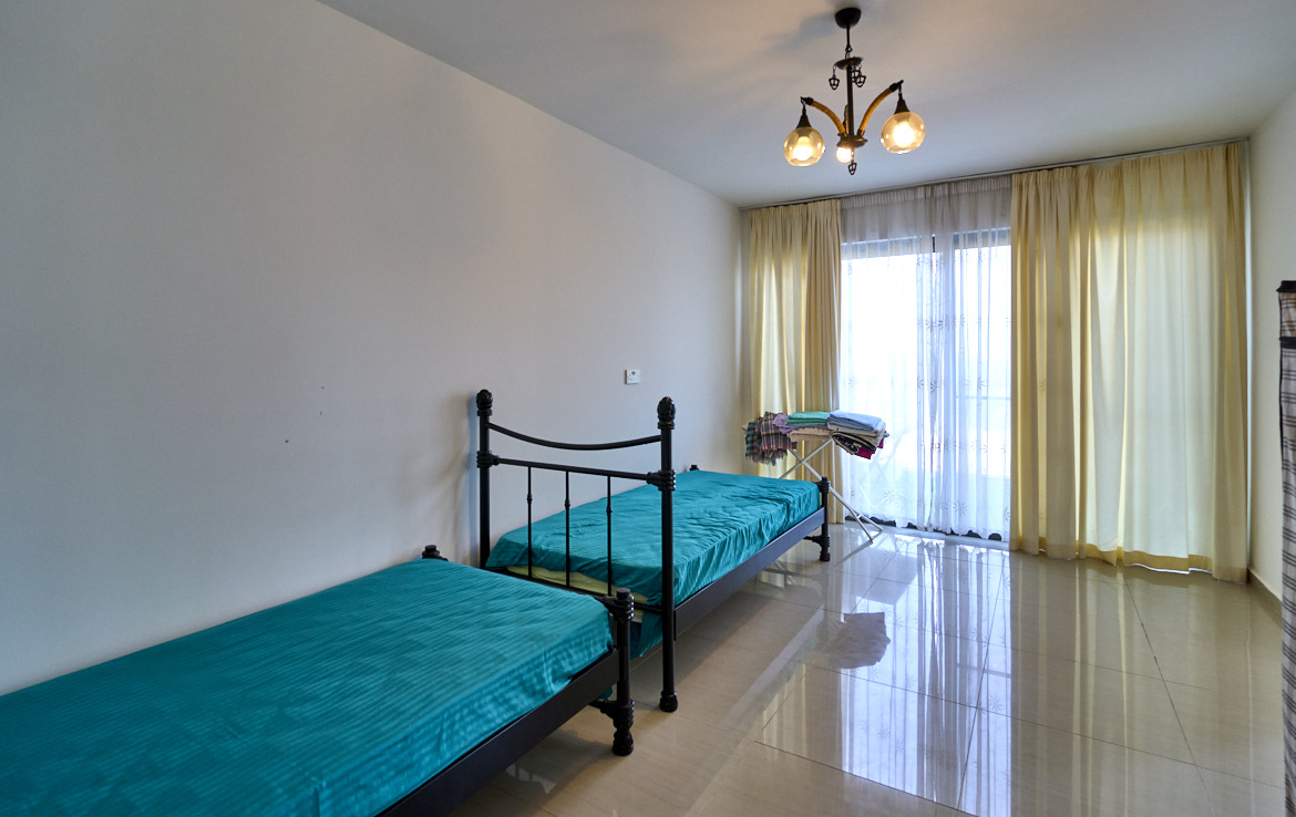 Таунхаус с прямым видом на море в Караоланолу