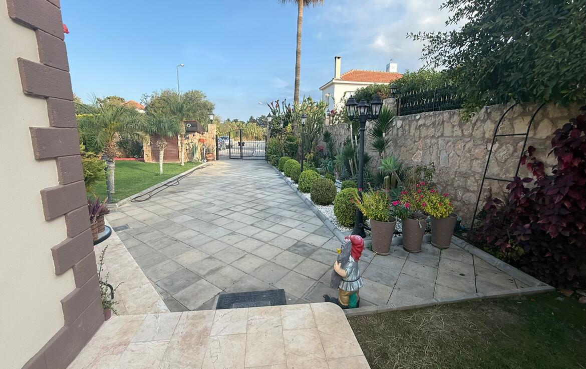 Невероятно красивое бунгало 3+2 в Каршияке