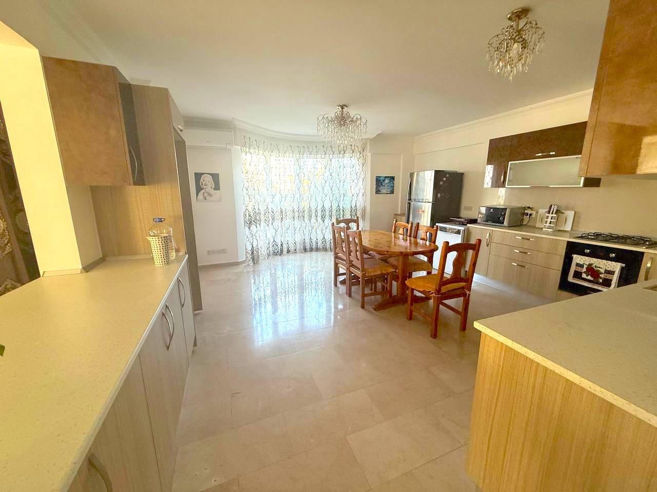 Аренда просторной виллы 4+1 в Алсанджаке