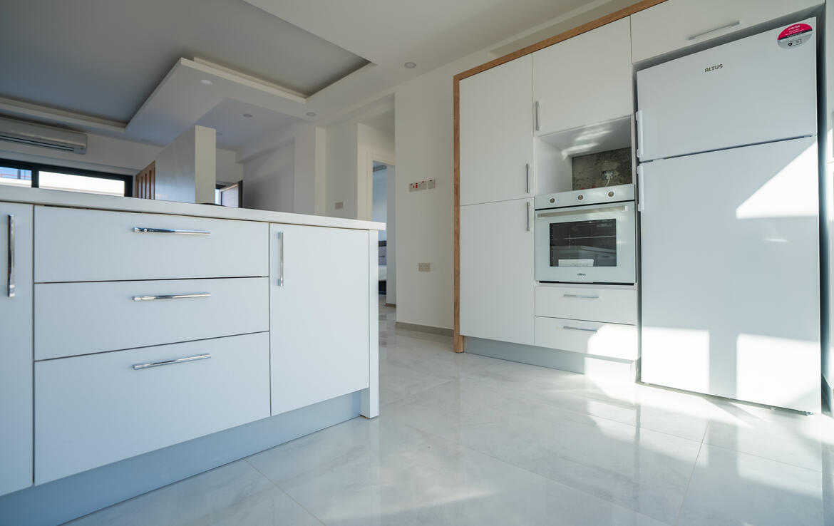 Апартаменты 1+1 с садом в Эсентепе 