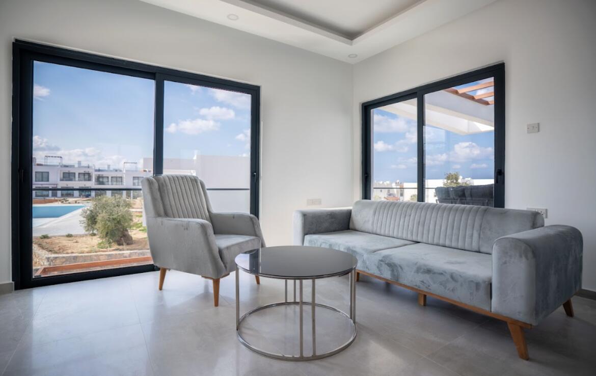 Апартаменты 1+1 с садом в Эсентепе 